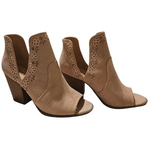 JustFab Taupe Suede Peep Toe Booties – Size 6.5, Floral Cutout Design